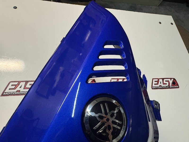 Yamaha YZF R7 2022-2025 RH Tank Fairing Cover OEM Genuine BEB-24139-00