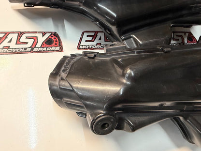 Air Ram Intake Ducts Suzuki GSXR 1000 2007-2008 OEM 94420-21H00