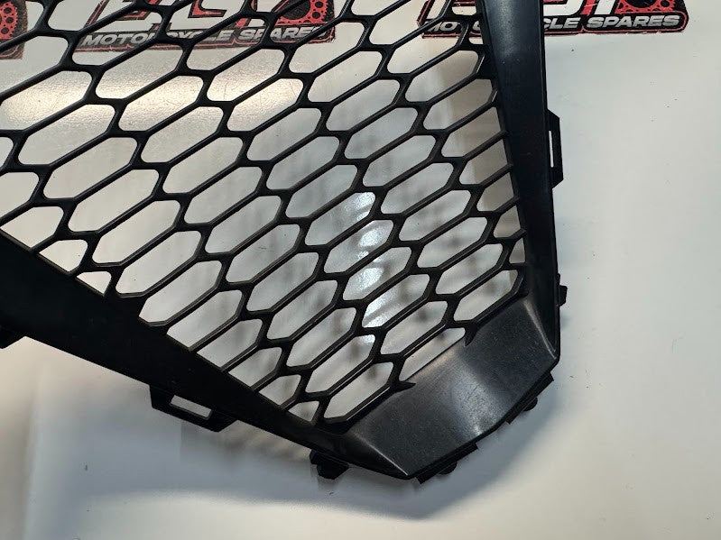 Suzuki GSXR 1000 2007-2008 Lower Cowling Grill Fairing OEM Genuine 94498-21H00