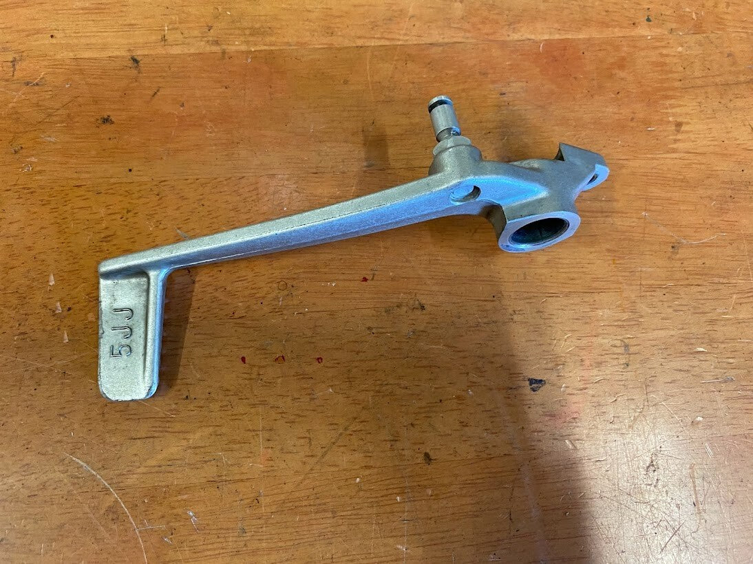 Rear Brake Pedal Yamaha R1 00-01 2000 5JJ-27211-00-00