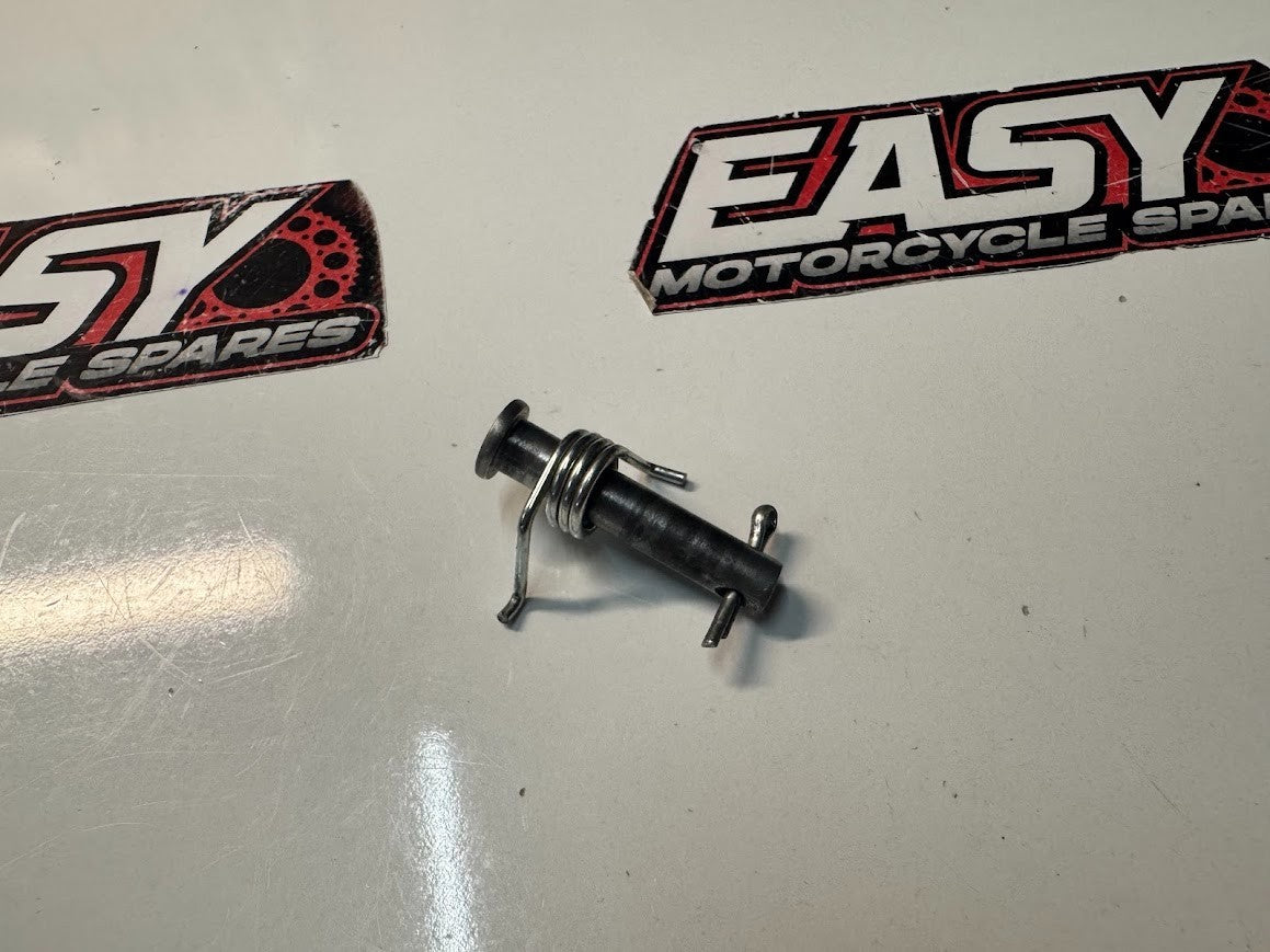 Yamaha YZF R7 2022-2025 LH Rider Foot Peg Parts OEM Genuine 91702-08040