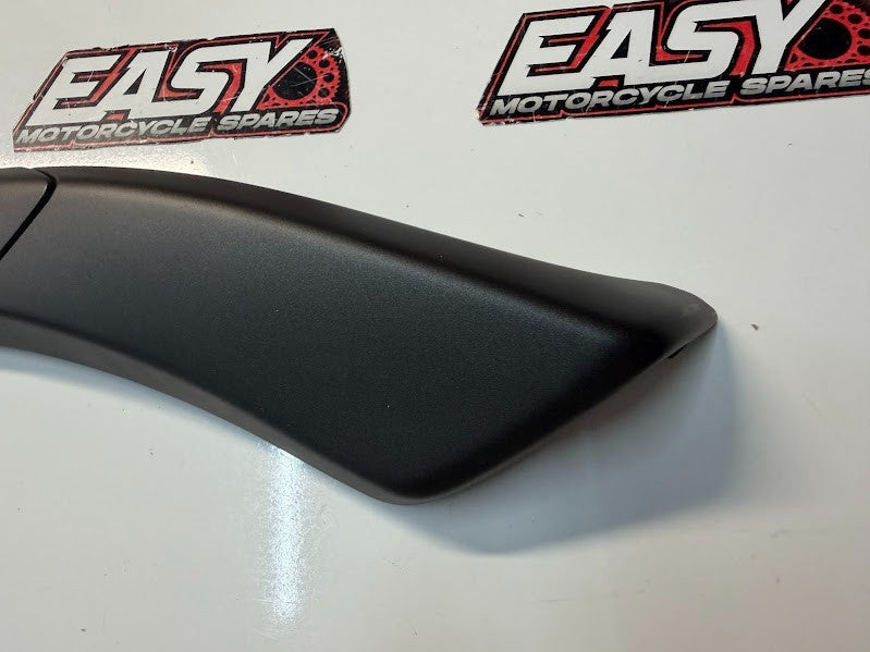 RH Strut Cover Kawasaki Vulcan S 650 2015-2026 OEM 14093-0104
