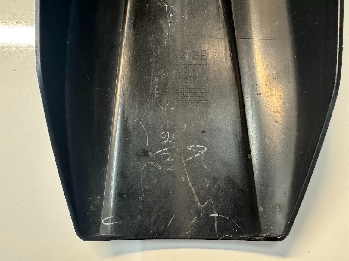 Yamaha YZF R15 2013-2018 Rear Hugger Mudguard Fender OEM Genuine 2PB-F1650-00