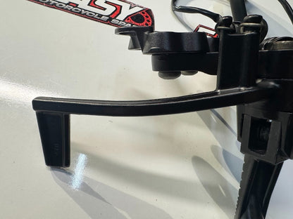 Suzuki GSXR 1000 2015-2016 RH Rear Set Foot Rest Peg Complete OEM 43541-47H10