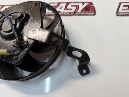 Radiator Thermo Cooling Fan Suzuki GSXR 1000 2005-2006 OEM 17800-41G00