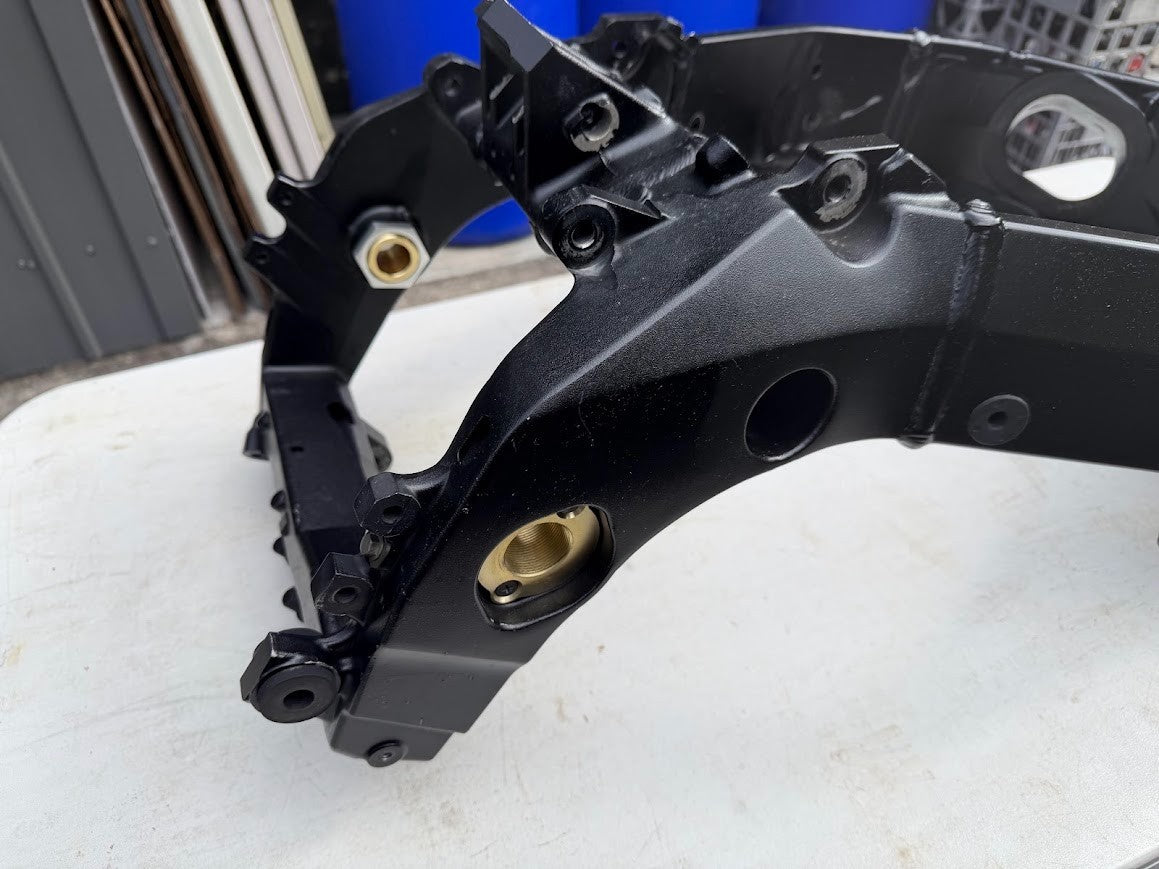 Main Frame Clear Title Suzuki GSXR 1000 2005-2006 OEM 41000-41G00-YAP