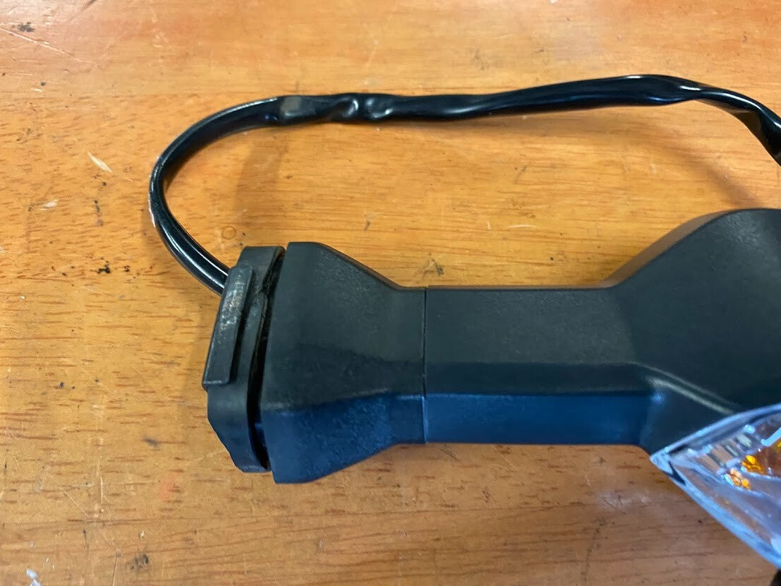RH Rear Blinker Kawasaki Ninja 650 17-19 2017 23037-0445