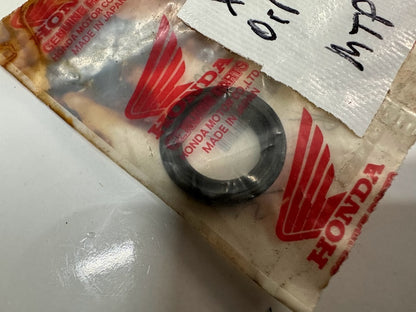 Honda OIL SEAL (17.5X26X5) 91205-KT2-005