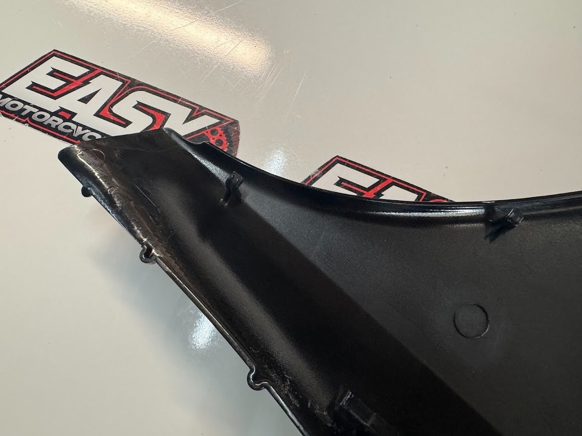 Yamaha YZF R1 LH Cover 1 Fairing 2020 OEM Genuine B3L-2842M-00