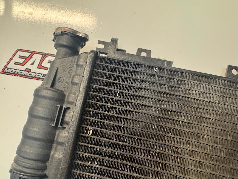 BMW F800 ST 2009 Radiator Cooling OEM Genuine 17117678284