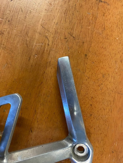 RH Pillion Peg Bracket Yamaha FZS 600 1998