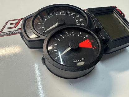 BMW F800 ST 2009 Instrument Cluster Dash Meter KPH OEM Genuine 62117729486