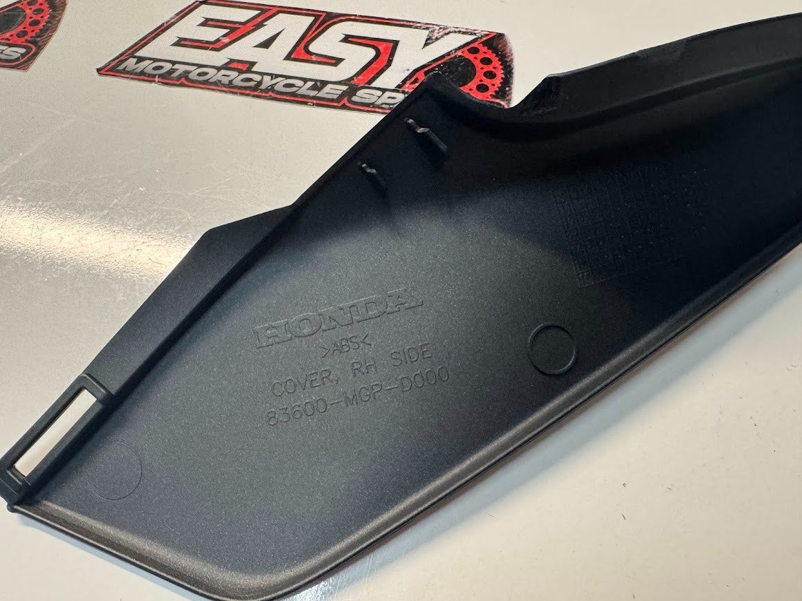 RH Side Cover Honda CBR 1000 RR 2012-2016 OEM Genuine 83600-MGP-D000
