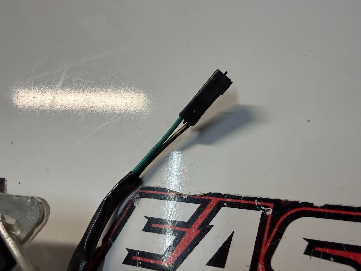 LH Front Blinker Indicator Kawasaki Ninja 300 2013-2017 OEM 23040-0147