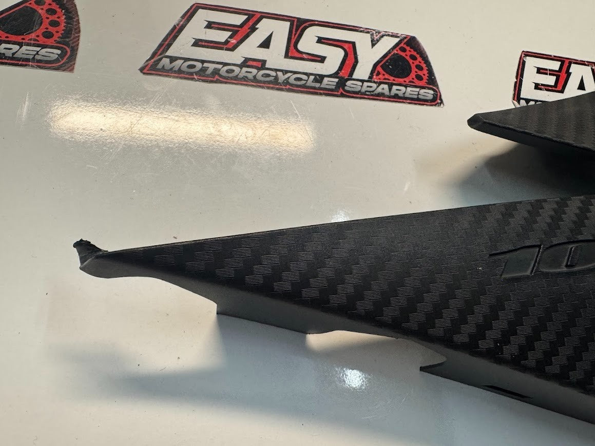 Suzuki GSXR 1000 2009-2016 RH Side Frame Cover OEM Genuine 47421-47HA0