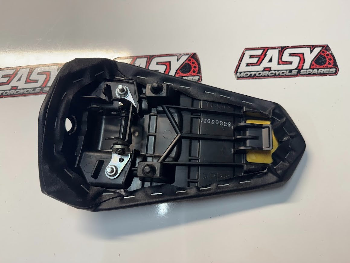 Yamaha YZF R7 2022-2025 Pillion Passenger Seat OEM Genuine BEB-24750-00