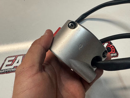 Suzuki VL 1500 Intruder 2003 RH Switch Block Controls OEM Genuine 37200-48E80