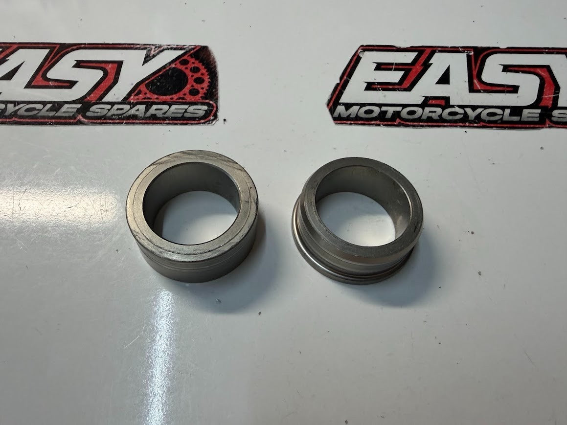 Rear Wheel Axle Spacers Suzuki GSXR 1000 2003-2008 OEM 64741-35F10