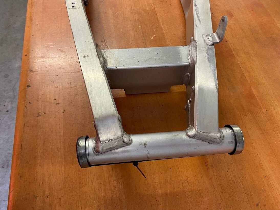 Swing Arm Yamaha FZS 600 1998