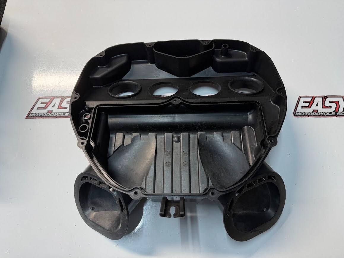 Airbox Cleaner Case Lower Suzuki GSXR 1000 2007-2008 OEM 13700-21H00 #1