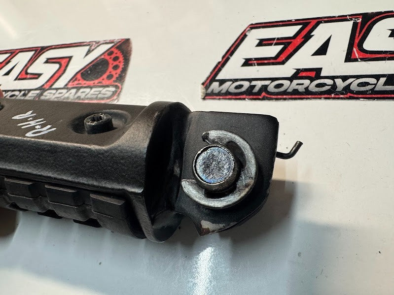 Kawasaki Vulcan S 650 2015-2025 RH Riders Foot Peg OEM Genuine 34027-0013