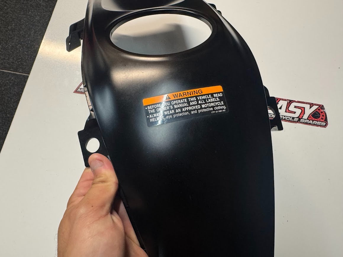 Yamaha YZF R7 2022-2025 Tank Centre Top Fairing Cover OEM Genuine BEB-2171A-00