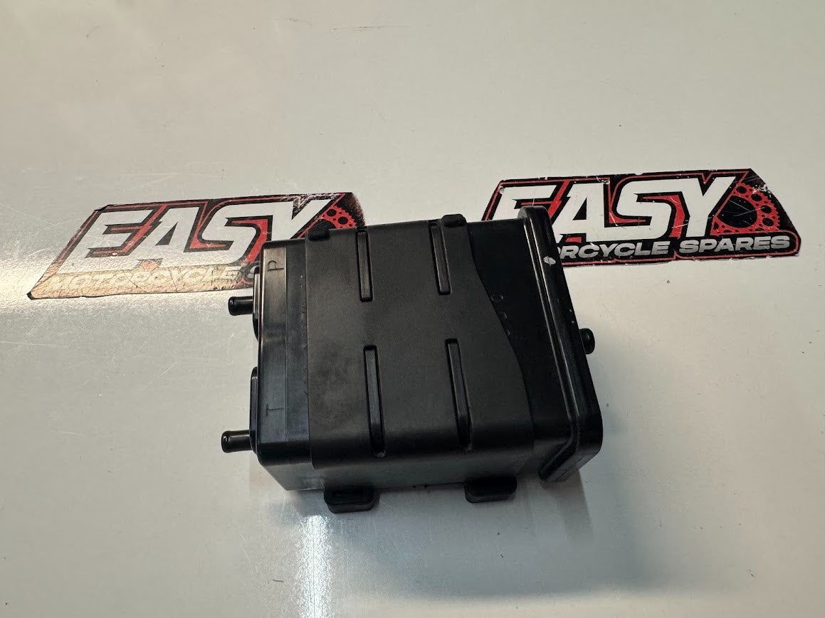 Yamaha YZF R1 2017-2025 EVAP Carbon Emissions Canister OEM Genuine 2CR-24170-00