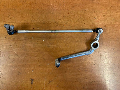 Gear Linkage and Pedal Yamaha R1 2000