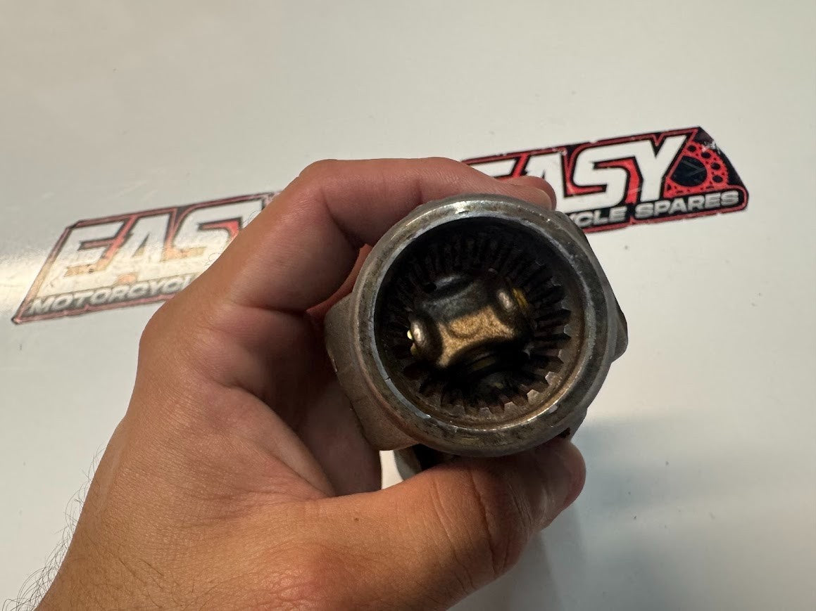 Suzuki VL 1500 Intruder 1998-2009 Uni Joint Yoke OEM Genuine 27100-38B01