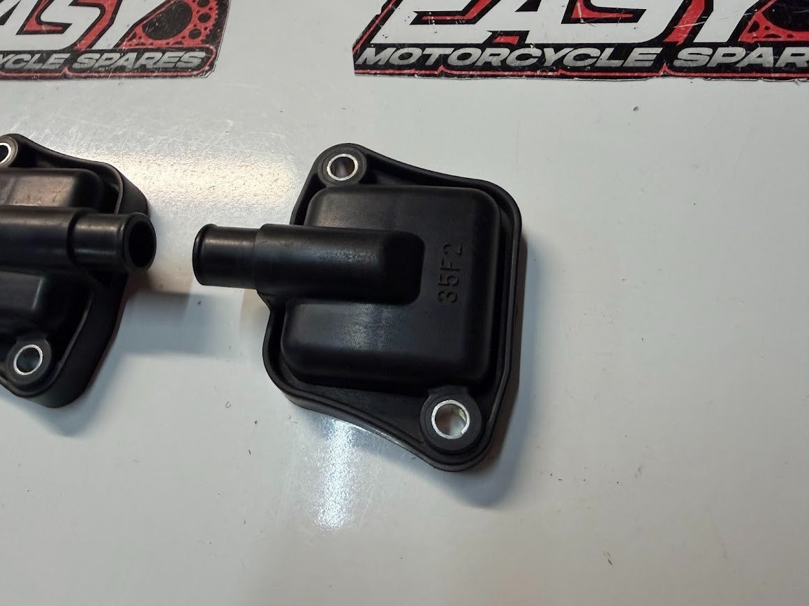 Reed Valve Covers Suzuki GSXR 1000 2007-2008 OEM 18531-35F20