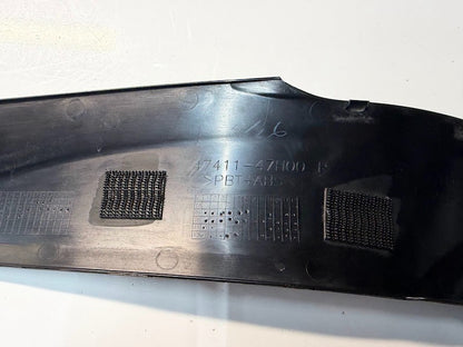 RH Side Frame Cover Suzuki GSXR 1000 2012-2016 OEM 47411-47H00