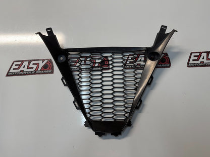 Lower Front Grille Fairing Suzuki GSXR 1000 2007-2008 OEM 94498-21H00