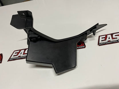 Yamaha YZF R1 2015-2019 RH Console Panel 2 OEM Genuine 2CR-2837M-00