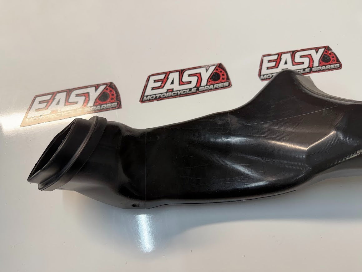 RH Air Intake Duct Suzuki GSXR 1000 2005-2006 OEM 94420-41GA0