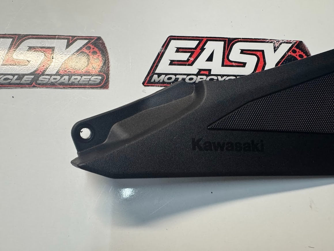 Kawasaki Ninja 500 2024-2025 RH Knee Grip Side Cover OEM Genuine 36001-0752