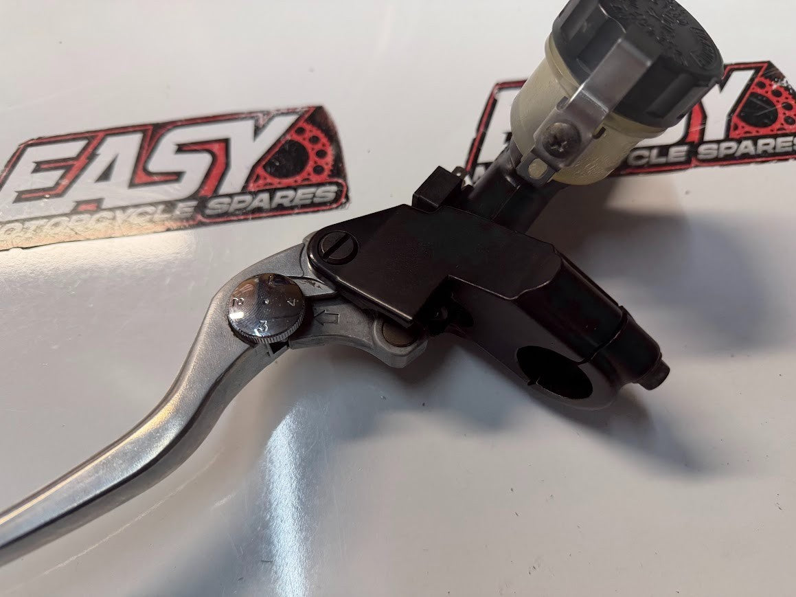 Clutch Master Cylinder Suzuki GSXR 1000 2007-2008 OEM 59800-21H00