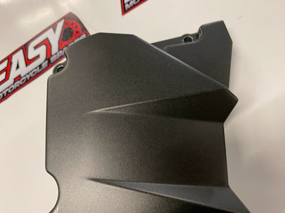 Front Sprocket Chain Guard Cover Yamaha FZ6-S 2006