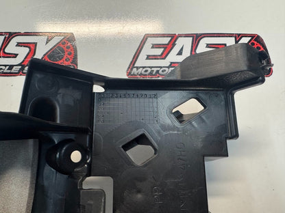 Suzuki GSXR 1000 2009-2016 Inner Parts Holder Bracket OEM Genuine 47414-47H00