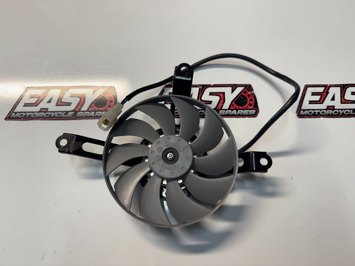 Yamaha YZF R1 2015-2025 RH Radiator Thermo Fan OEM Genuine 2CR-12405-10