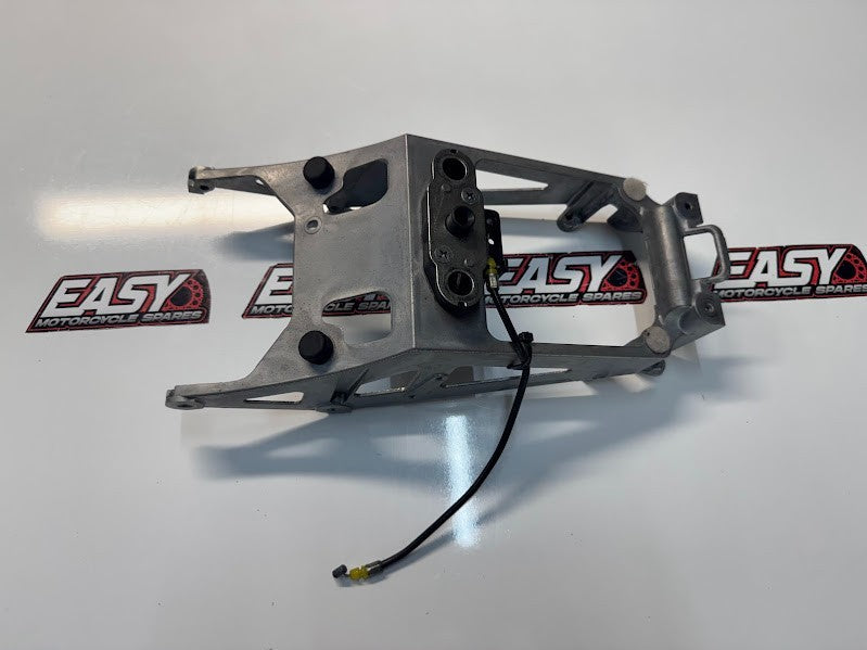 Suzuki GSXR 1000 2007-2008 Pillion Seat Support Bracket OEM Genuine 41231-41G10