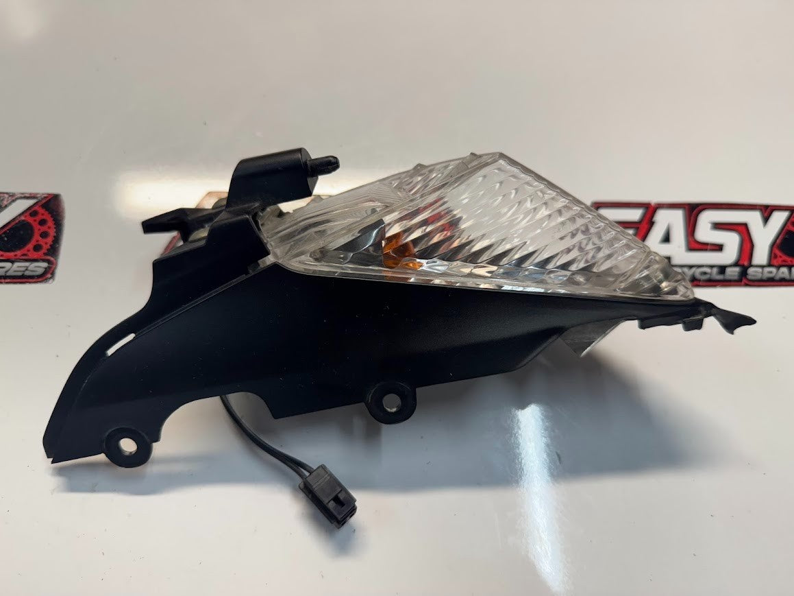 Suzuki GSXR 1000 2009-2016 RH Rear Blinker Indicator OEM Genuine 35603-47H00