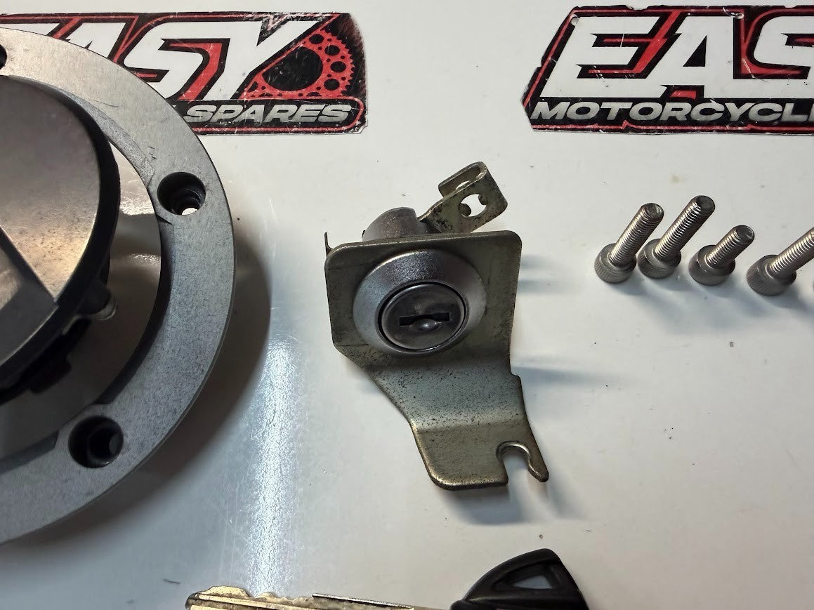 Tank Lock, Seat Lock & Key Suzuki GSXR 1000 2007-2008 OEM 44200-16852