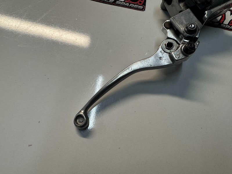 Suzuki VL 1500 Intruder 1998-2004 Clutch Master Cylinder OEM Genuine 59800-10F00