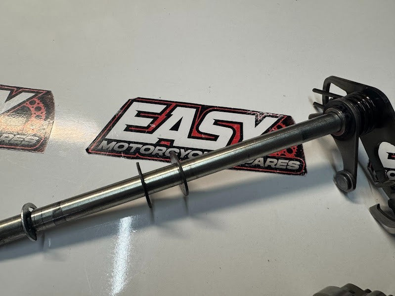 Yamaha YZF R7 2022-2025 Shift Shaft Assembly OEM Genuine 1WS-18101-00