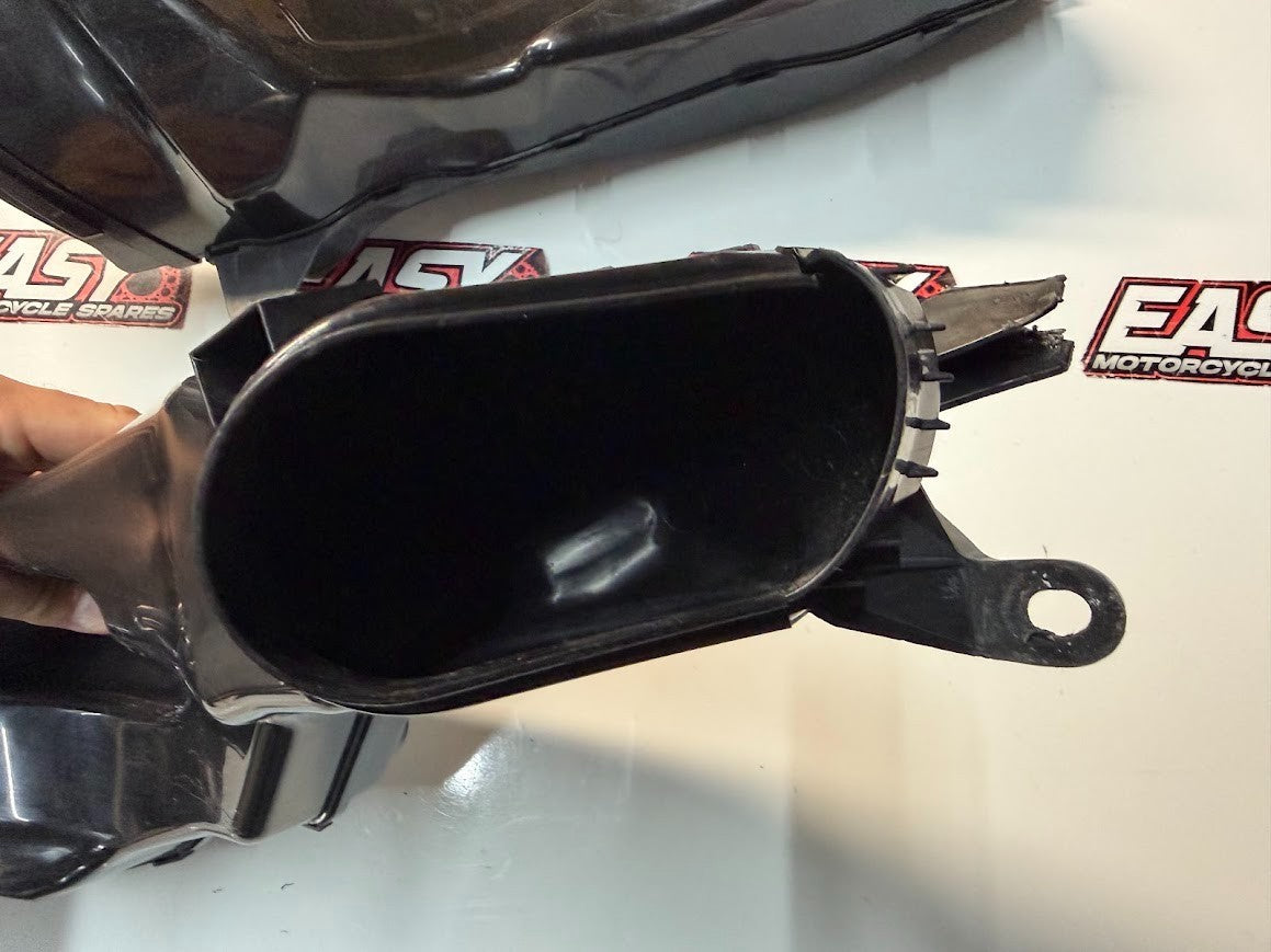 Air Intake Ducts Suzuki GSXR 1000 2009-2016 OEM 94420-47H00