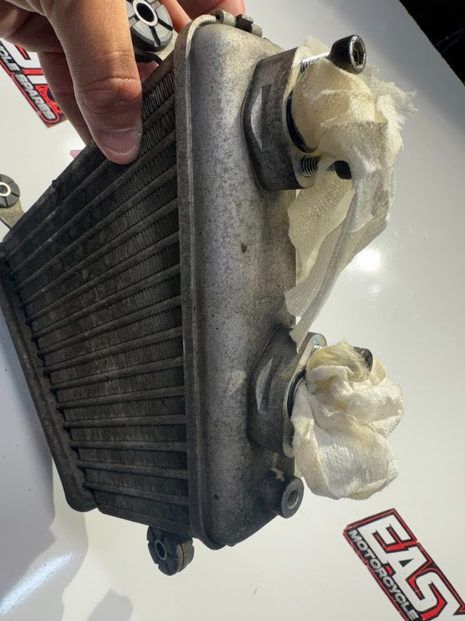 Suzuki GSXR 1000 2012-2016 Oil Cooler OEM Genuine 16600-47H10