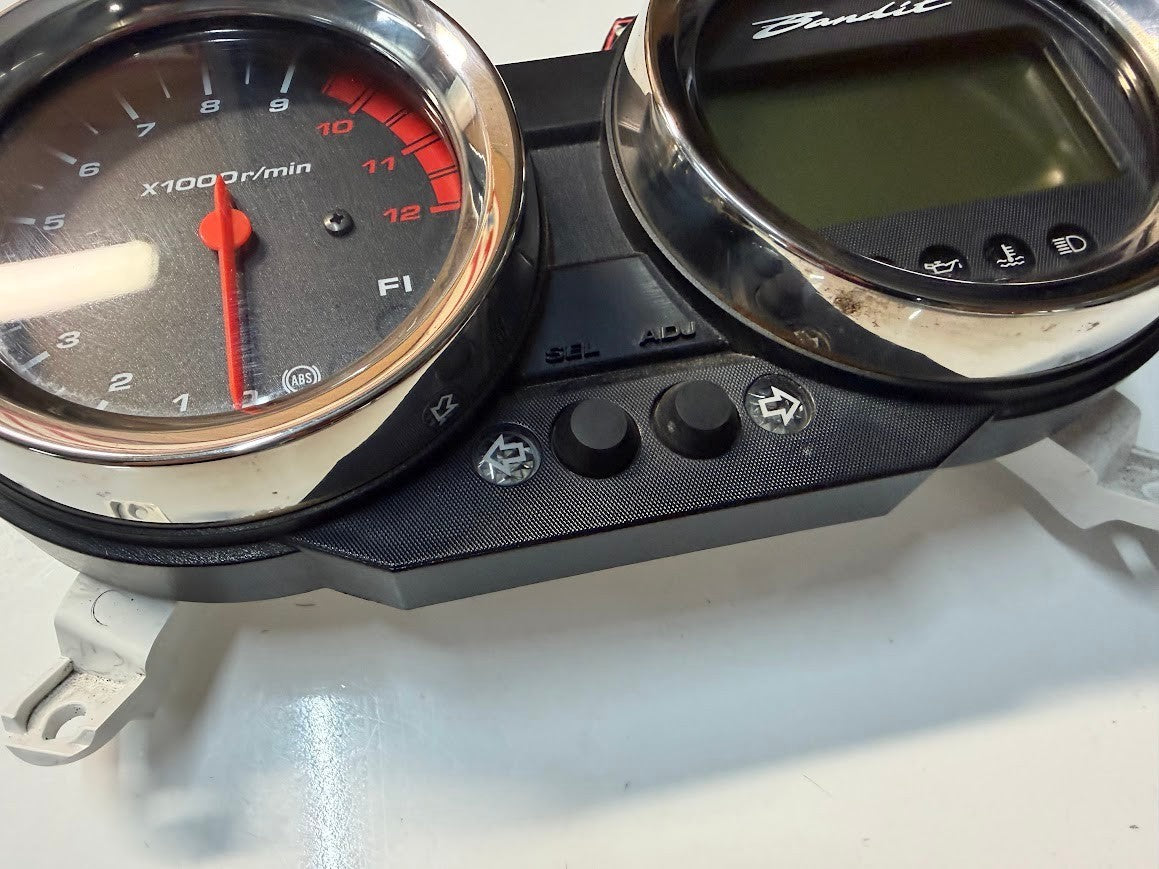 Suzuki GSF 1250 S Bandit 2011-2012 OEM 34120-18HP0