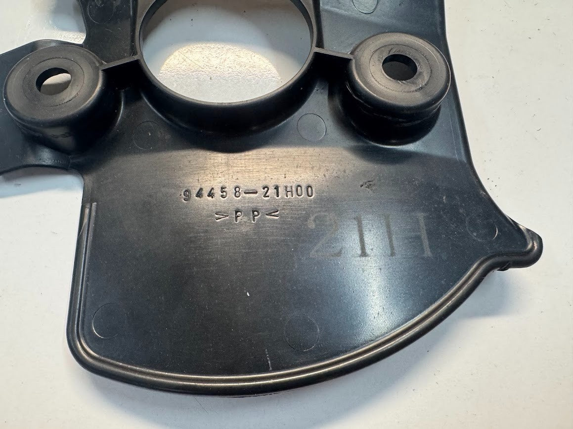 Suzuki GSXR 1000 2007-2016 Triple Tree Guard OEM Genuine 94458-21H00