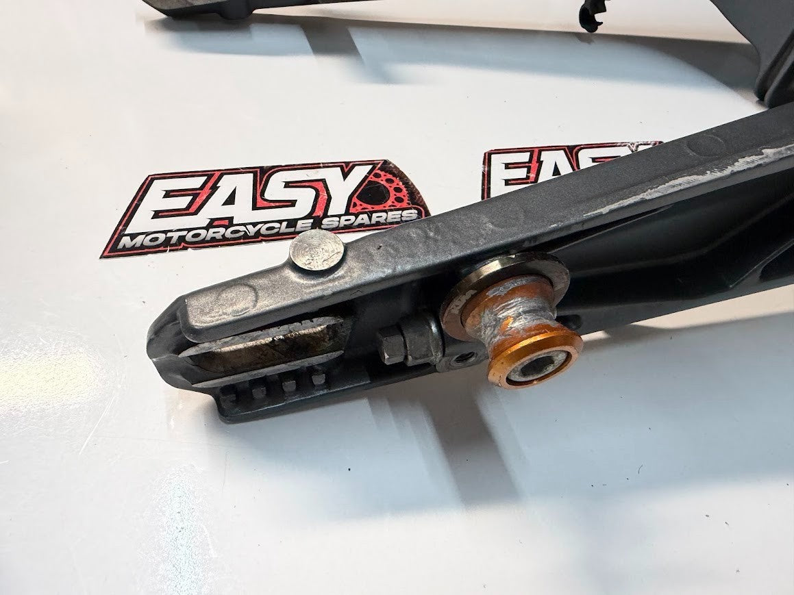 Swingarm Suspension KTM RC 390 2014-2021 OEM 28104030044BA Swingarm