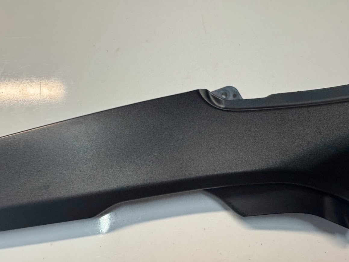 Yamaha YZF R7 2022-2025 Side Cover 1 Fairing Mole OEM Genuine BEB-2171L-00